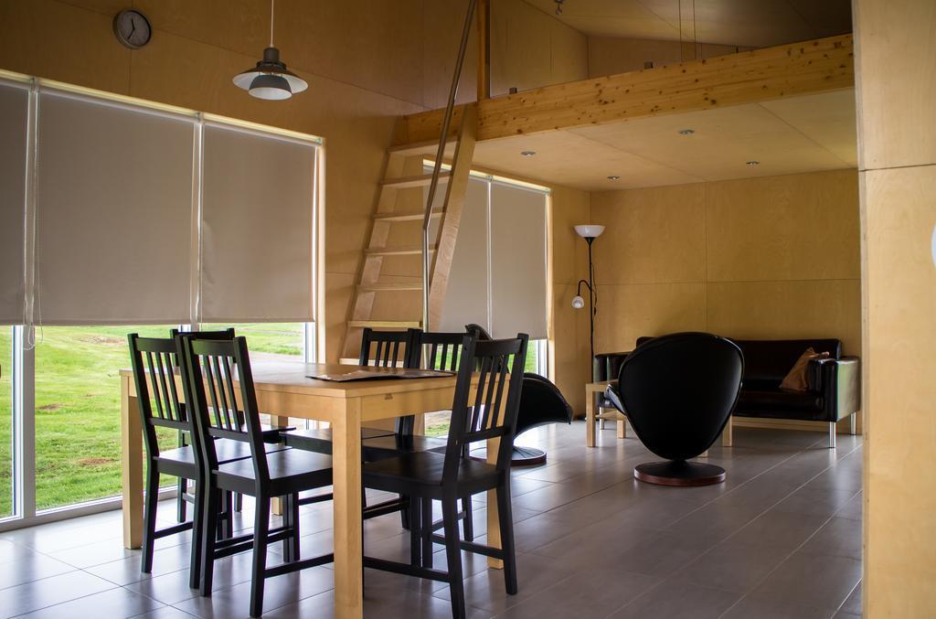 Einishus Cottages Laugar  Zimmer foto